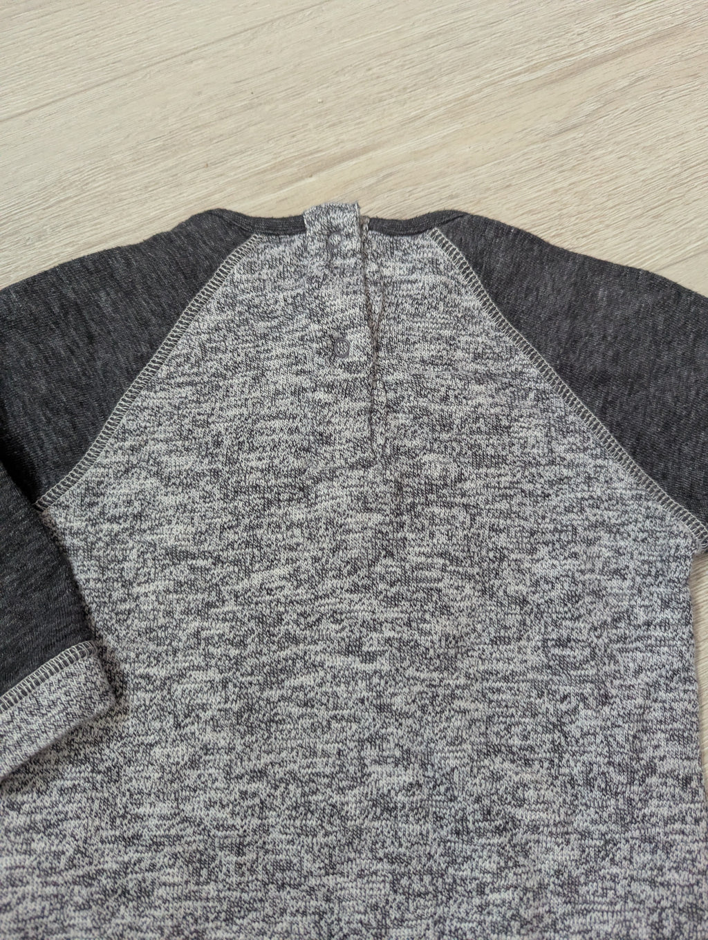 Next - Overall Strampler Spieler Junge Mädchen secondhand Jumper grau Gr. 74