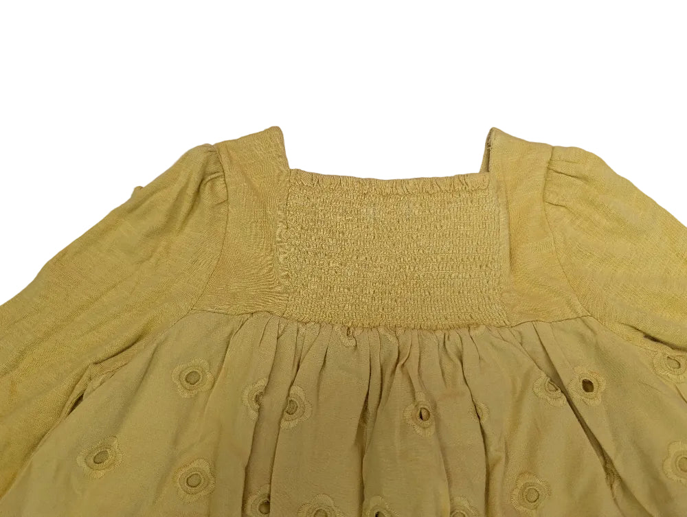 Next Mädchenkleid gelb mit Lochstickerei Gr. 86 – Secondhand