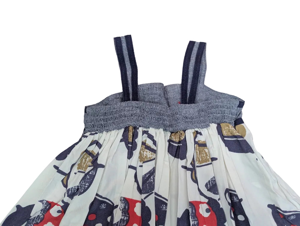 Next Trägerkleid mit Schirmmotiv – Gr. 104, Secondhand